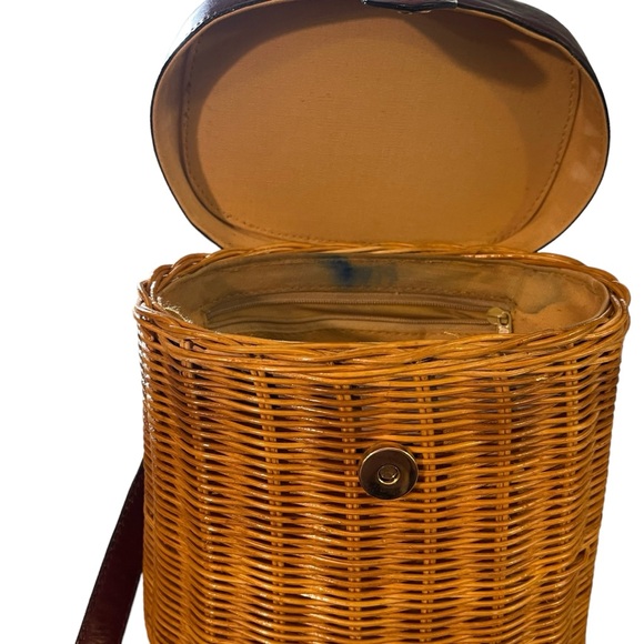 Vintage Etienne Aigner Wicker and Leather Crossbody Handbag - Picture 10 of 14